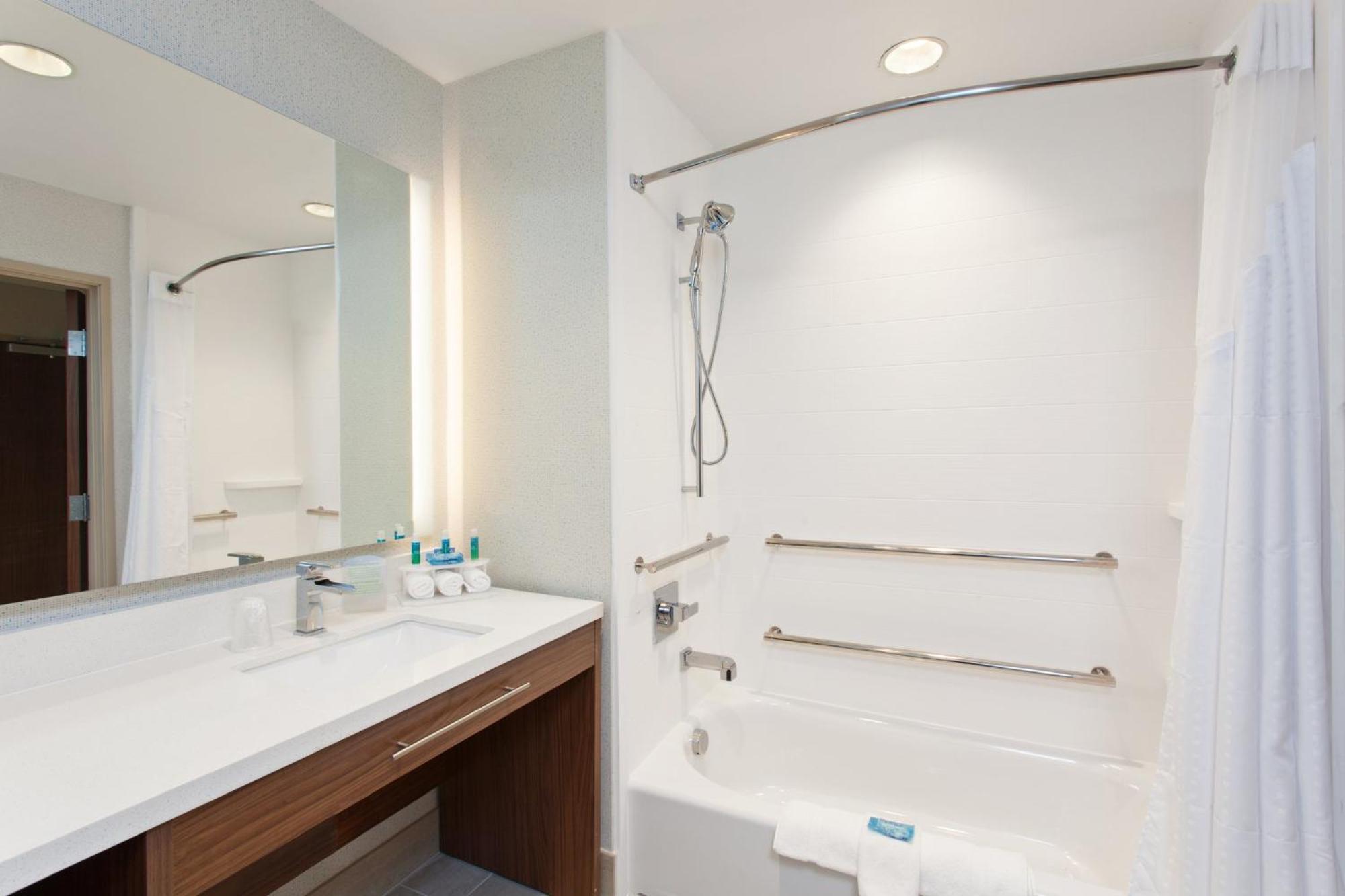 Holiday Inn Express & Suites Houston S - Medical Ctr Area By Ihg Exteriör bild